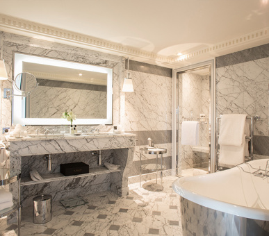 Фото La R?serve Paris Hotel 21