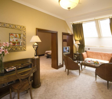 Картинка Carlo IV 3 Фото Carlo IV 3