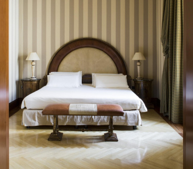 Картинка Carlo IV 77 Фото Carlo IV 77