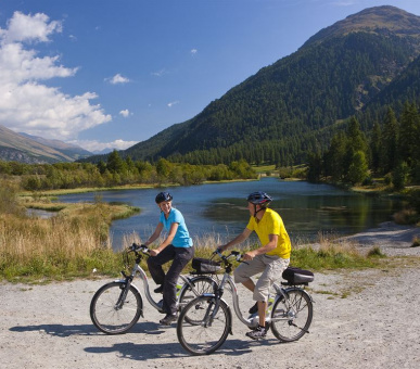 Фото Kulm Hotel St. Moritz (Швейцария, Санкт-Мориц) 30