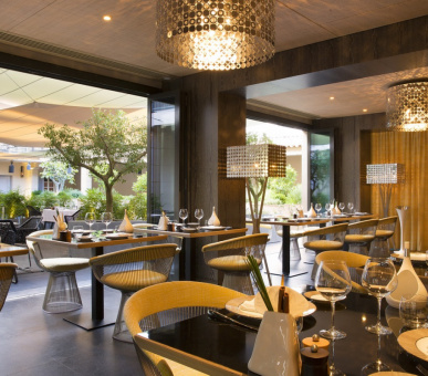 Фото Hotel de Paris Saint-Tropez 30