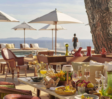 Картинка Lily of the Valley Hotel 1 Фото Lily of the Valley Hotel 1