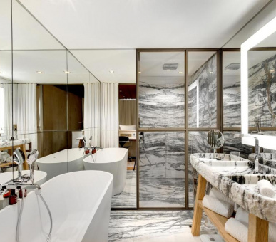 Картинка Lily of the Valley Hotel 37 Фото Lily of the Valley Hotel 37