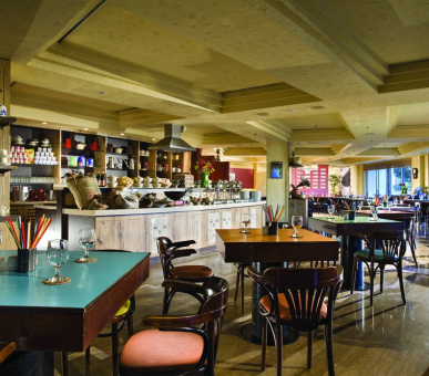 Фото Swissotel The Stamford 12