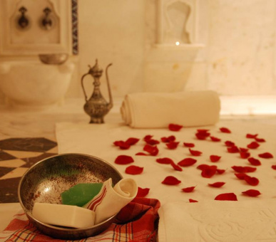 Фото Ciragan Palace Hotel Kempinski 44