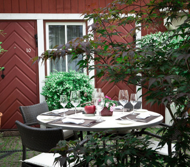 Фото The Three Sisters Hotel 4