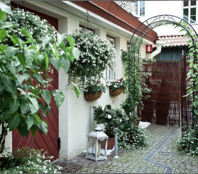 Фото The Three Sisters Hotel 3