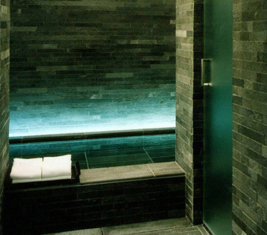 Фото Four Seasons Hotel Tokyo at Marunouchi (Япония, Токио) 16