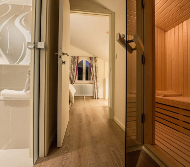 Фото Hotel Mont-Blanc Chamonix (Франция, Шамони) 21