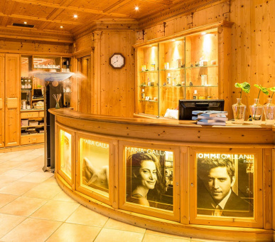 Фото Alpenroyal Grand Hotel 11