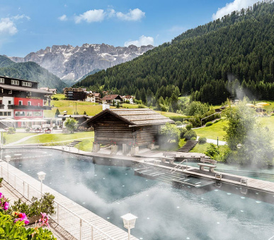 Фото Alpenroyal Grand Hotel 40