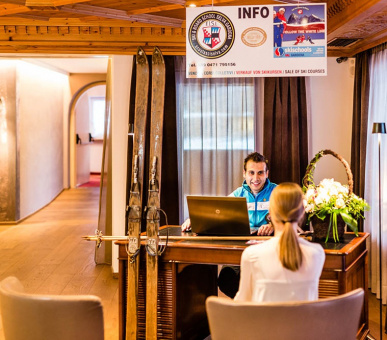 Фото Alpenroyal Grand Hotel 3