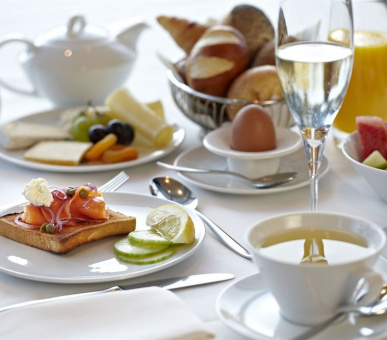 Фото Lenkerhof Gourmet Spa Resort (Швейцария, Ленк) 43