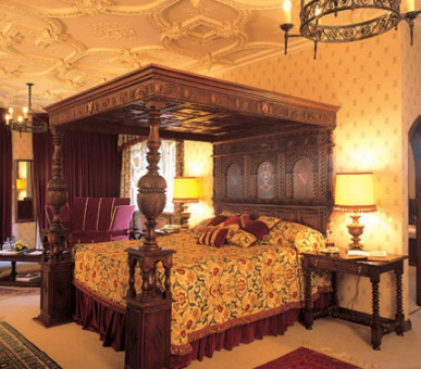 Фото Thornbury Castle (Великобритания, Замки Шотландии) 2