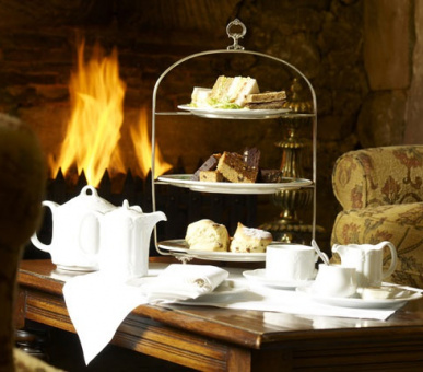 Фото Thornbury Castle (Великобритания, Замки Шотландии) 4