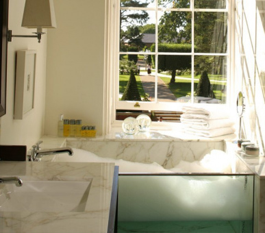 Картинка The Grove 13 Фото The Grove 13