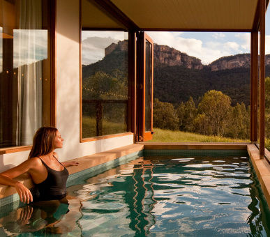 Фото Emirates One 58