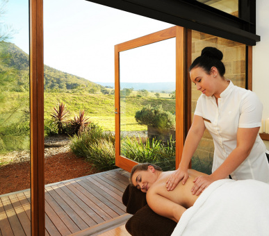 Фото Emirates One 73