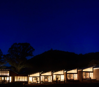 Фото Emirates One 69