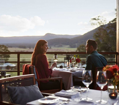 Фото Emirates One 17