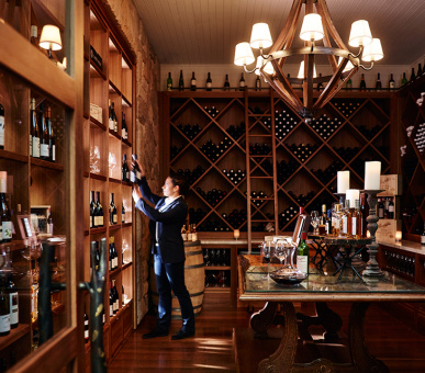 Фото Emirates One 44