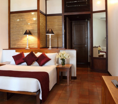 Фото The Blue Water (Шри Ланка, Юго-Западное побережье) 2