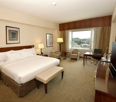 Фото Hilton Colon Guayaquil (Эквадор, Гуяакиль) 12