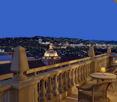 Фото The Maybourne Beverly Hills 2