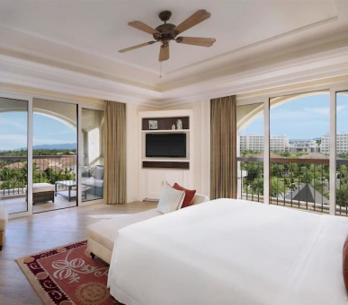 Картинка The Royal Begonia, a Luxury Collection Resort (Китай, Хайнань) 13 Фото The Royal Begonia, a Luxury Collection Resort (Китай, Хайнань) 13