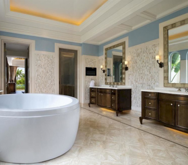 Картинка The Royal Begonia, a Luxury Collection Resort (Китай, Хайнань) 18 Фото The Royal Begonia, a Luxury Collection Resort (Китай, Хайнань) 18