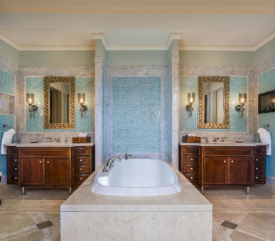 Картинка The Royal Begonia, a Luxury Collection Resort (Китай, Хайнань) 17 Фото The Royal Begonia, a Luxury Collection Resort (Китай, Хайнань) 17