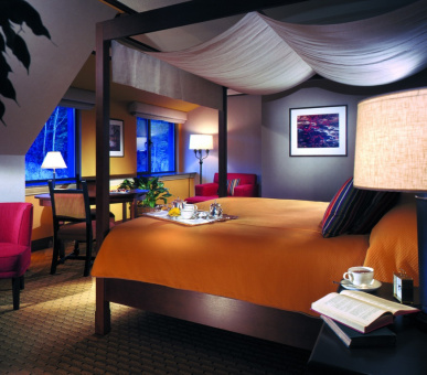 Фото Fairmont Tremblant (Канада, Горы Лаврентия, штат Квебек) 17