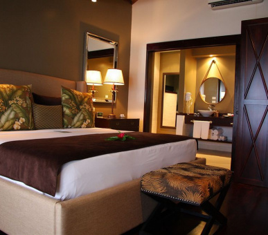 Фото Warwick Le Lagon Resort  7