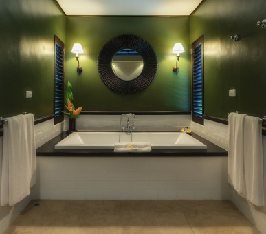 Фото Warwick Le Lagon Resort  11