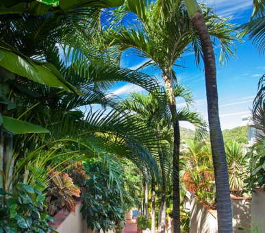 Картинка Carl Gustaf (, Сен-Бартельми) 12 Фото Carl Gustaf (, Сен-Бартельми) 12