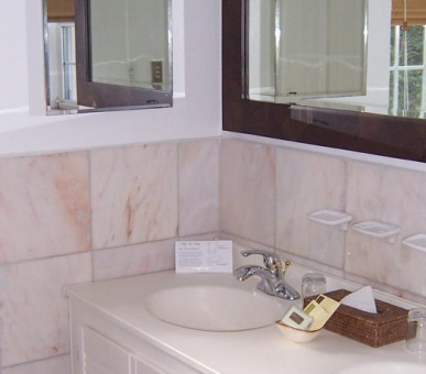 Фото Cambridge Beaches Resort  13