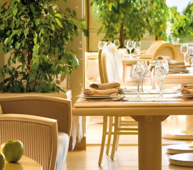 Фото Sani Beach Hotel  30