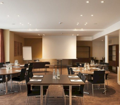 Фото Dukes' Palace Bruges (Бельгия, Брюгге) 38