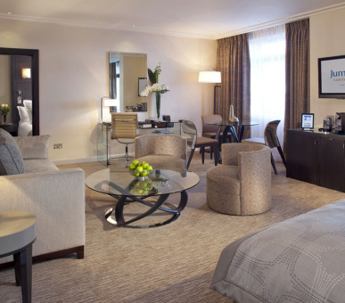 Фото Jumeirah Carlton Tower 15