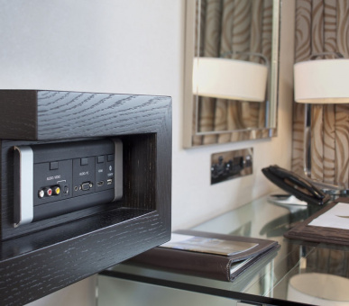 Фото Jumeirah Carlton Tower 17