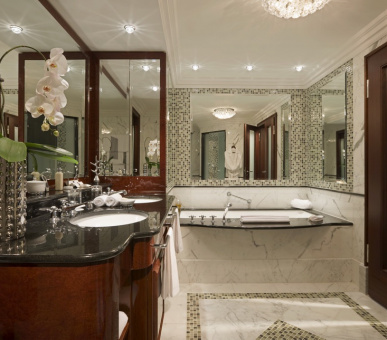 Картинка Breidenbacher Hof, a Capella Hotel (Германия, Дюссельдорф) 20 Фото Breidenbacher Hof, a Capella Hotel (Германия, Дюссельдорф) 20