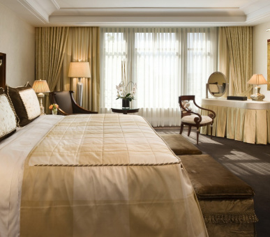 Картинка Breidenbacher Hof, a Capella Hotel (Германия, Дюссельдорф) 2 Фото Breidenbacher Hof, a Capella Hotel (Германия, Дюссельдорф) 2