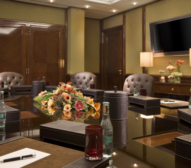 Картинка Breidenbacher Hof, a Capella Hotel (Германия, Дюссельдорф) 6 Фото Breidenbacher Hof, a Capella Hotel (Германия, Дюссельдорф) 6