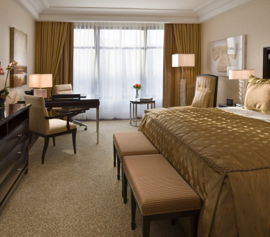 Картинка Breidenbacher Hof, a Capella Hotel (Германия, Дюссельдорф) 33 Фото Breidenbacher Hof, a Capella Hotel (Германия, Дюссельдорф) 33