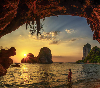 Барвистий Бангкок і дивовижний Крабі