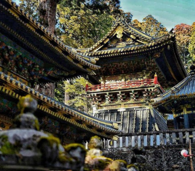 Японія: Від Традицій до Технологій